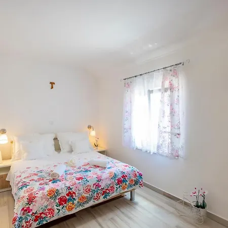 La Verna - Galovac Vila *