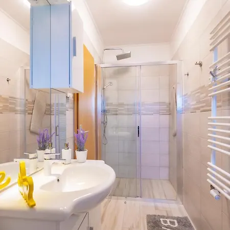 ヴィラ La Verna - Galovac *